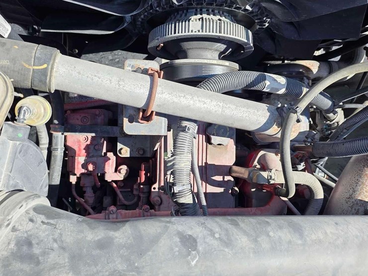 2019-international-hv507-t/a-dump-truck-image-29