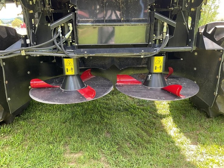 2022-case-ih-8250-image-16