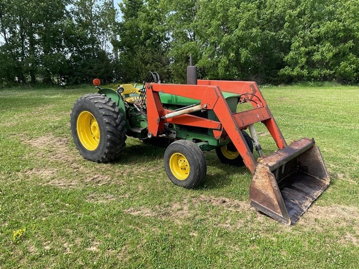 1974-john-deere-2030-image-3