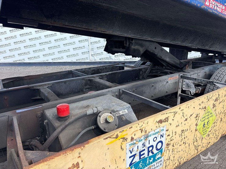 2018-freightliner-m2-106-petersen-tl3-lightning-loader-forestry-grapple-truck-image-27