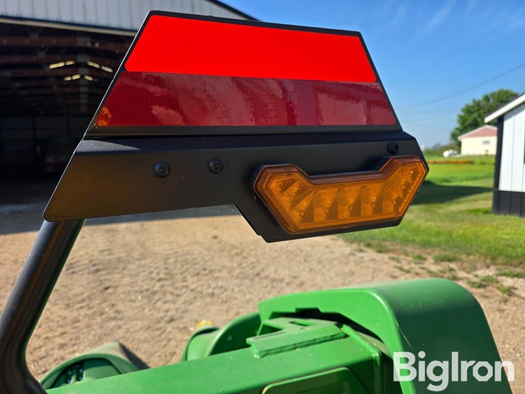 2023-john-deere-c6r-image-10