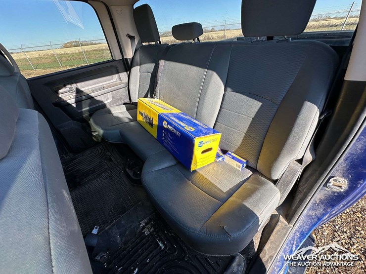 2016-dodge-1500-image-27