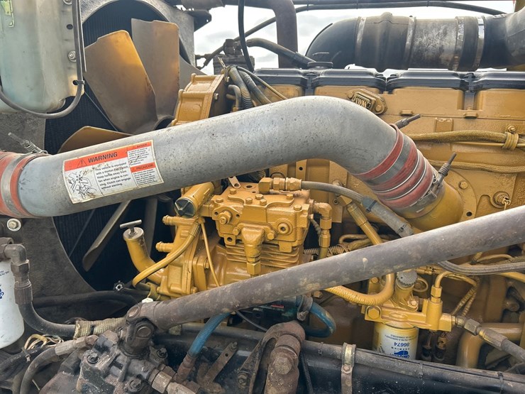 2001-caterpillar-c15-image-41