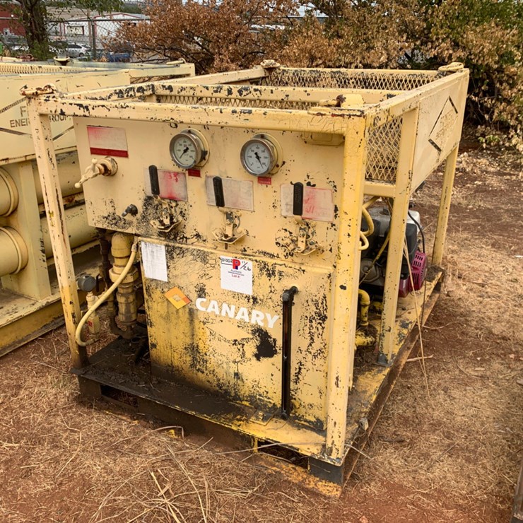 Meyer Horizontal 3-Station 2-Bottle Skidded Accumulator