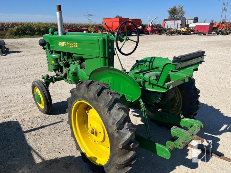john-deere-m-image-2