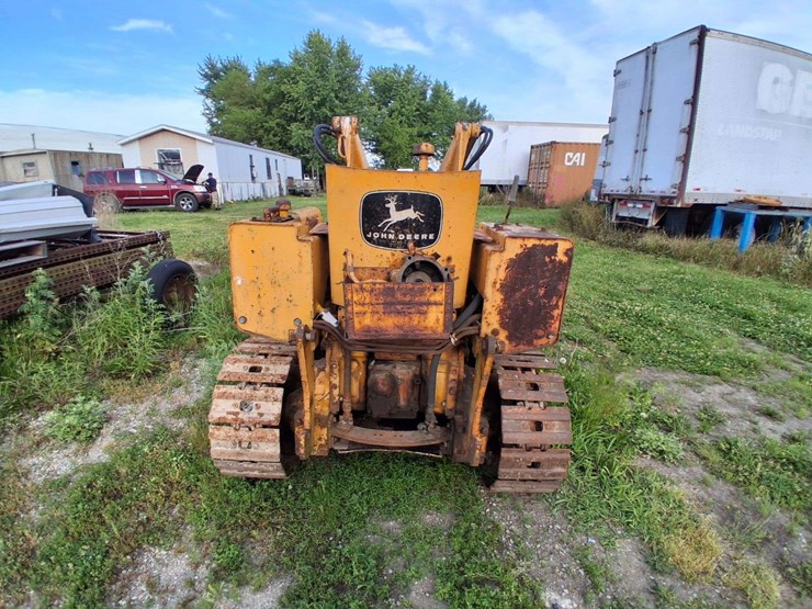 john-deere-1010-image-3