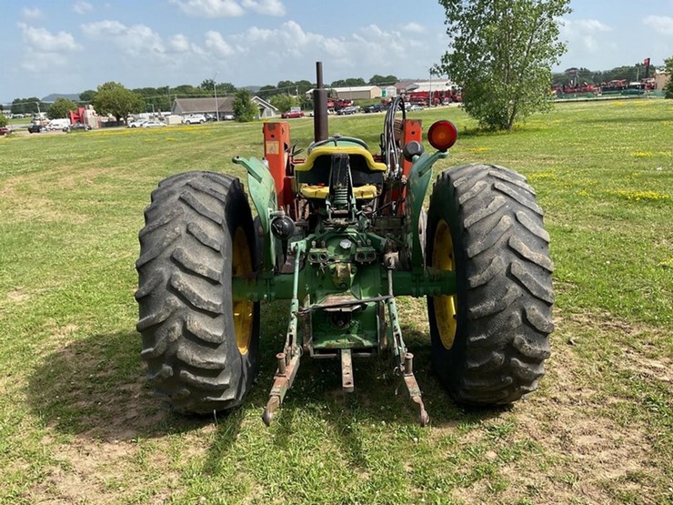 1974-john-deere-2030-image-6