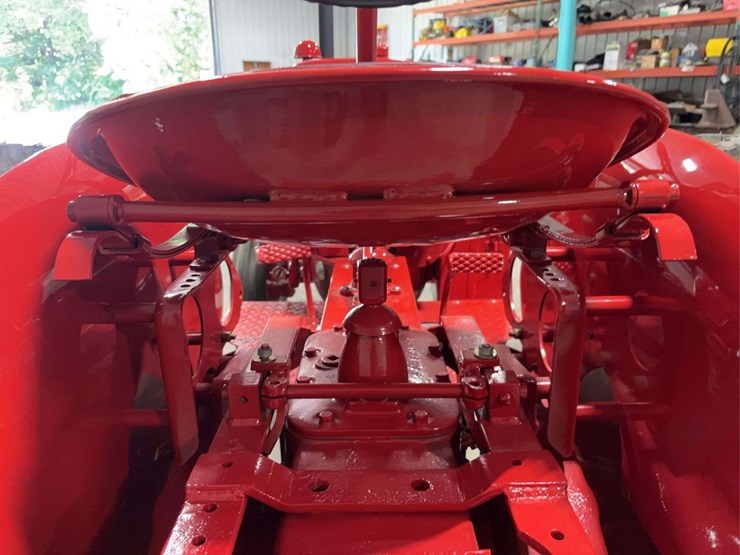 international-harvester-shop-mule-image-57