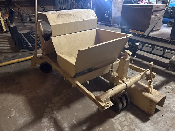 #181-•-miller-curbilder-mc-650-curb-extruder-machine-image-4
