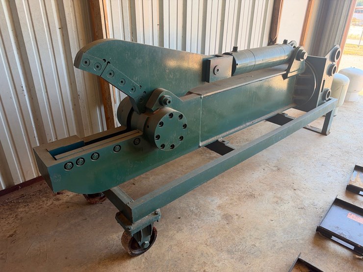 #140-•-hydraulic-demolition-shear-attachment-on-rolling-stand-image-1