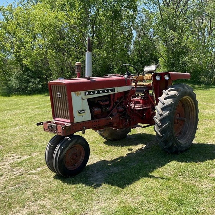 1966 INTERNATIONAL 504