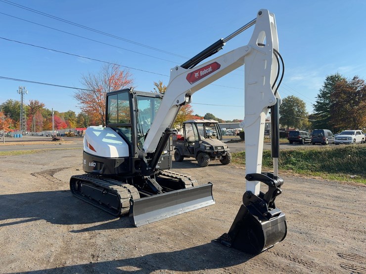 2023-bobcat-e60-image-7