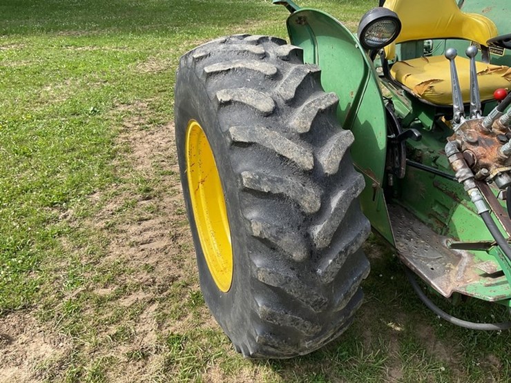 1974-john-deere-2030-image-10