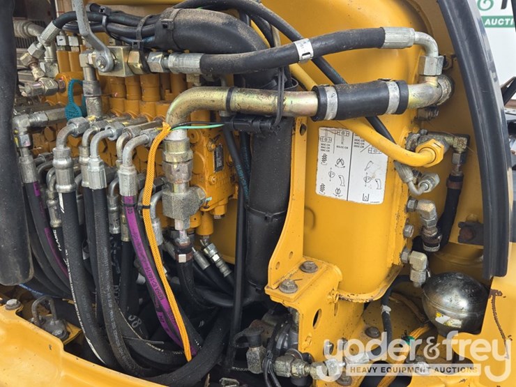 2010-caterpillar-303c-cr-image-46
