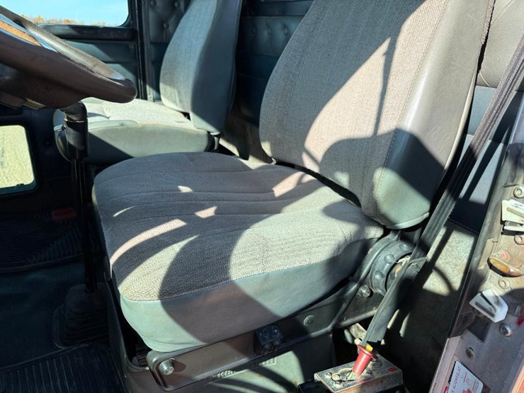 2000-kenworth-t800-image-56