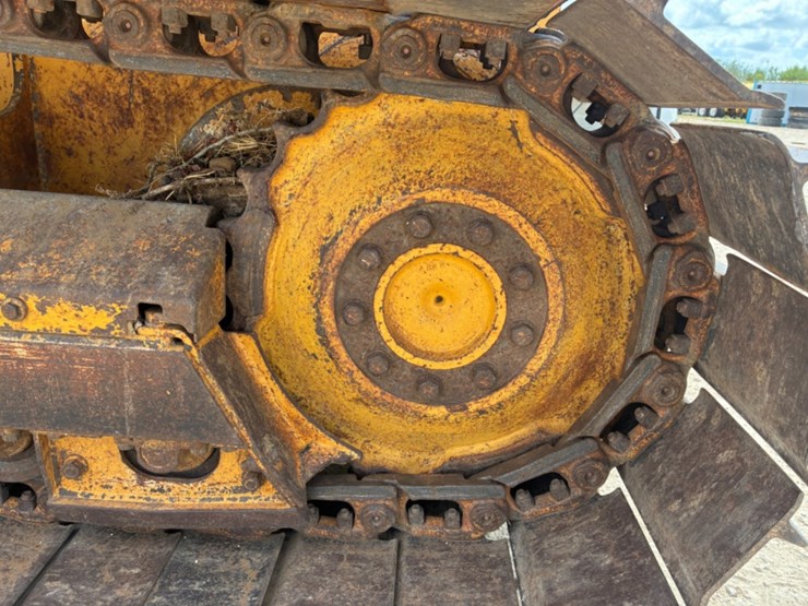 2014-deere-450j-lgp-image-13