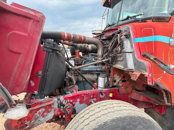 mack-dm690s-image-51