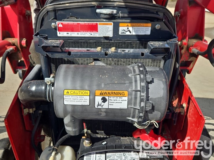 2010-massey-ferguson-1529-image-31