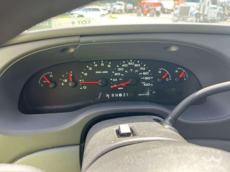 2007-ford-e-350-passenger-van-image-14