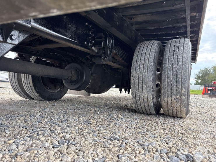 2014-hino-268-truck-s/a-roll-back-truck-image-22
