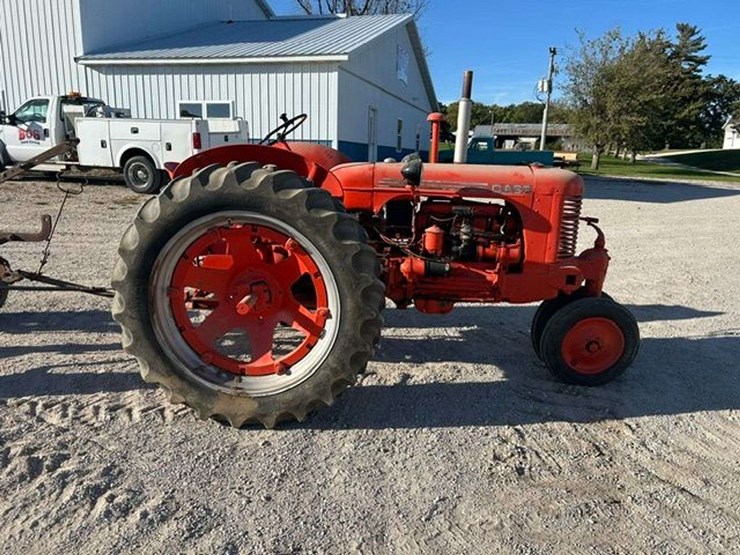 case-sc-tractor-and-plow-image-1