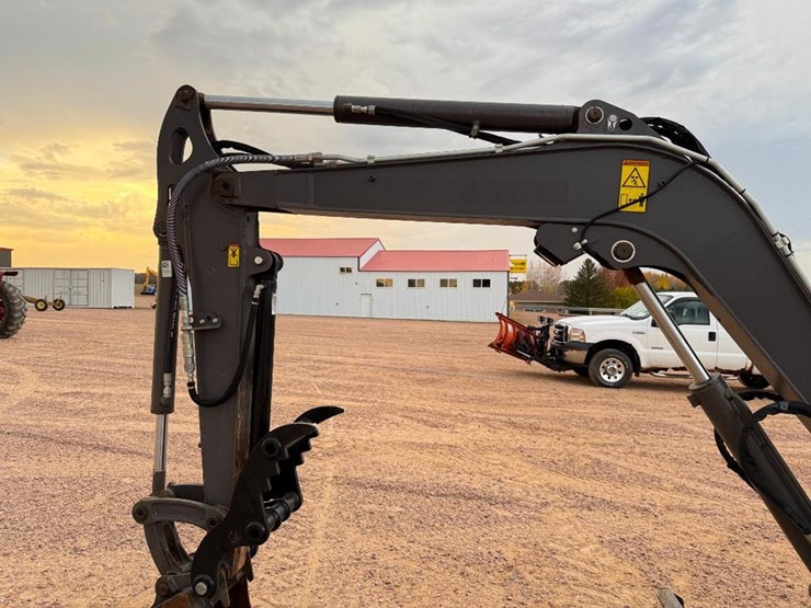 volvo-ecr40d-image-36