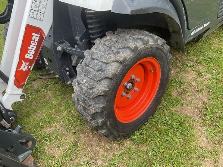 #1041-•-2022-bobcat-uw56-tool-cat-138036-image-15