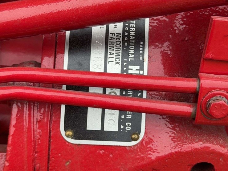 farmall-560-hi-clear-image-46