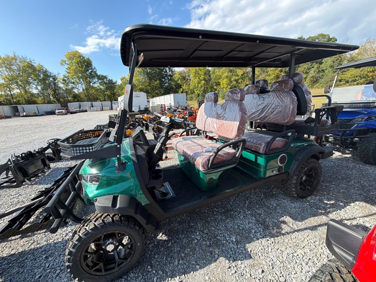 #653-•-future-6-seater-electric-off-road-golf-cart-image-1