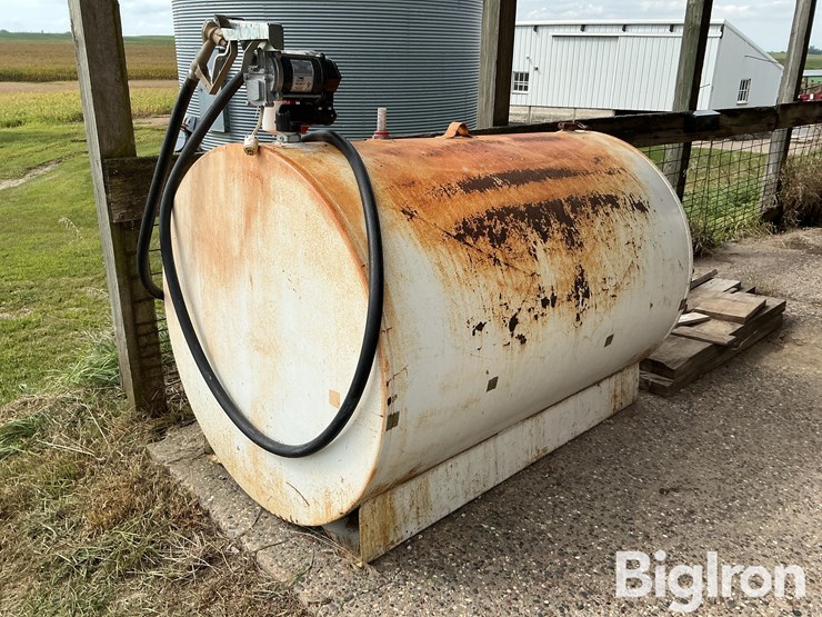 great-plains-550-gal-tank-&-pump-image-3