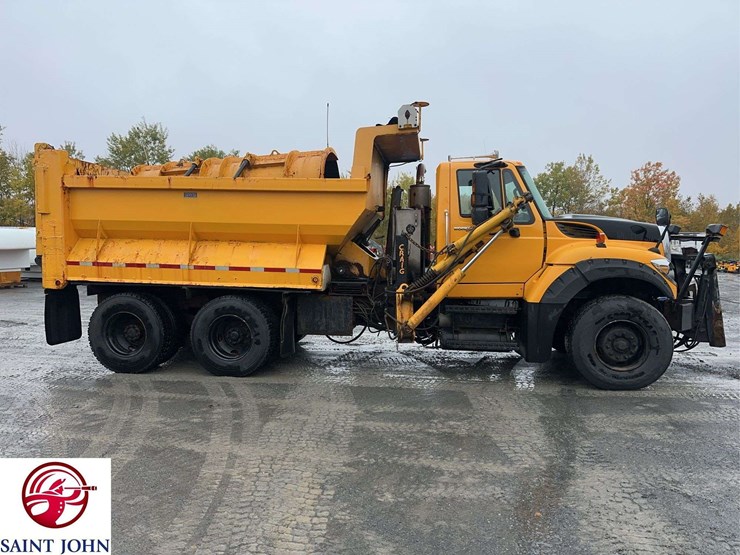 international-workstar-7600-image-4