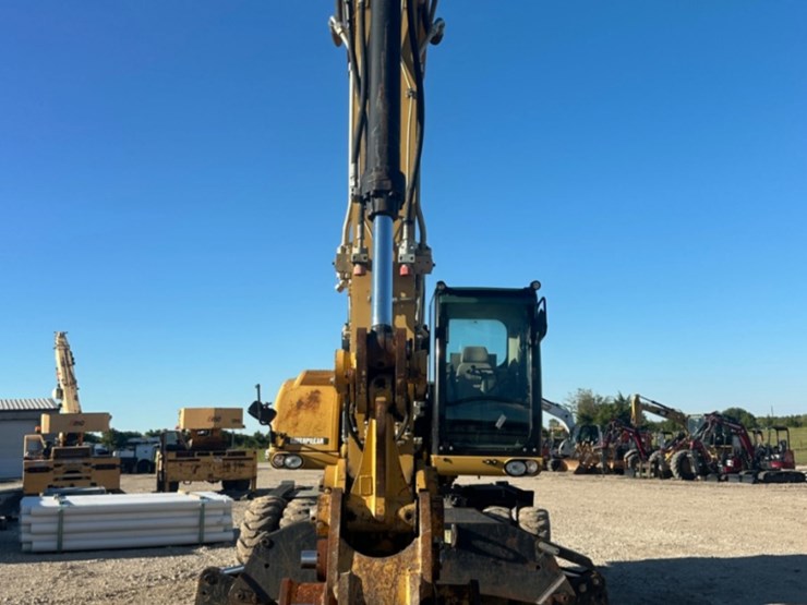 2012-caterpillar-m322d-image-2
