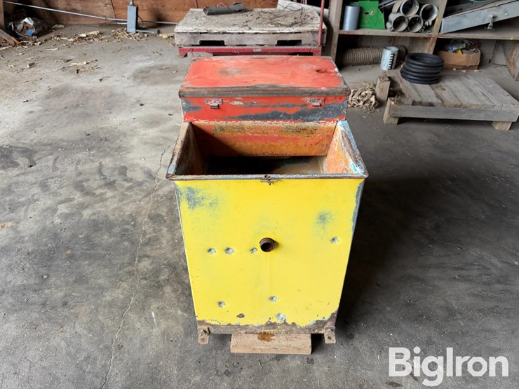 ritchie-livestock-waterer-image-2