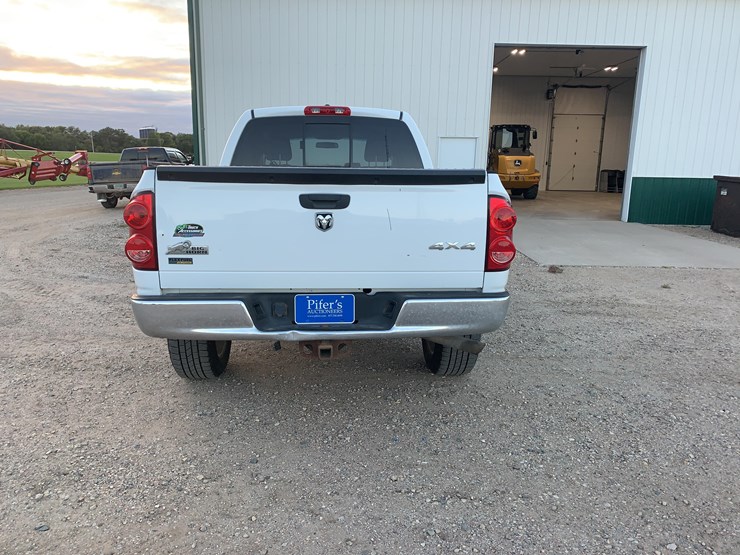 2008-dodge-1500-image-6