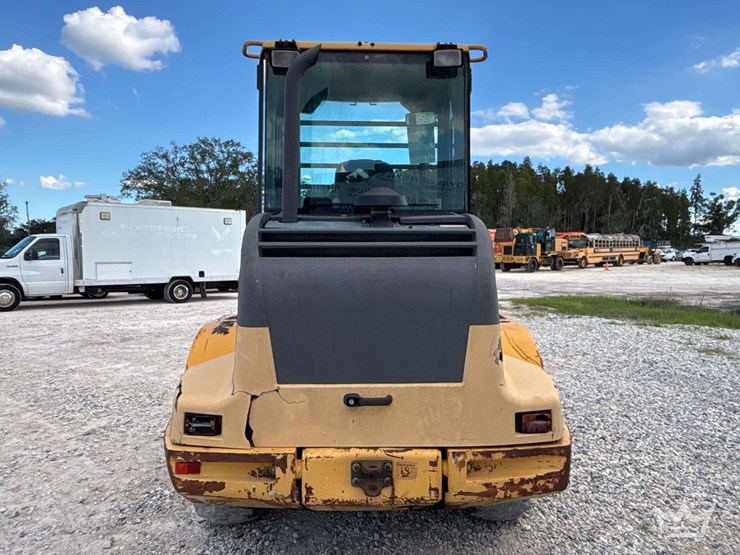 deere-244j-image-27