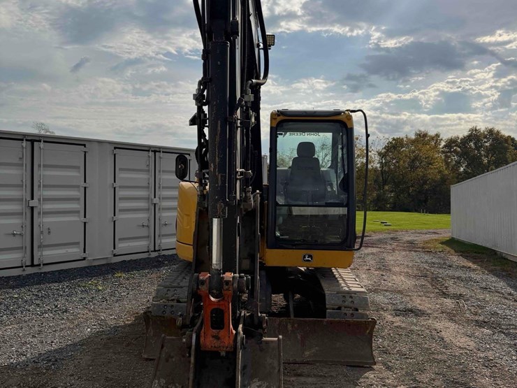 2019-deere-75g-image-8