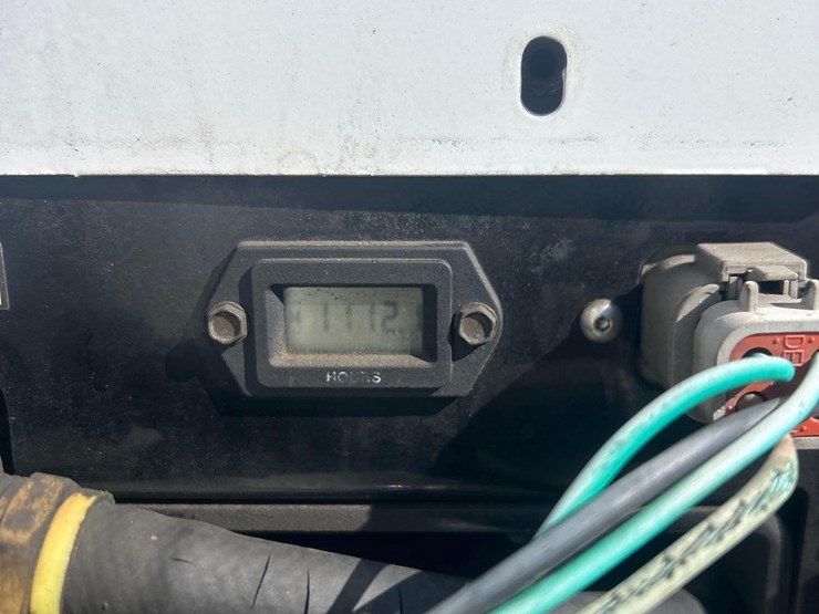 2018-kenworth-t300-image-11