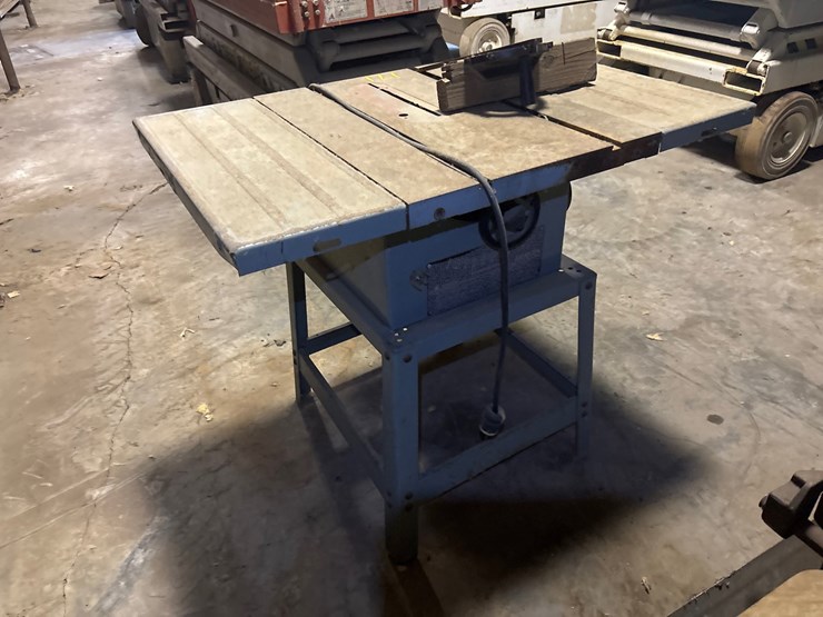 #171-•-delta-34-444-stationary-table-saw-on-stand-image-5
