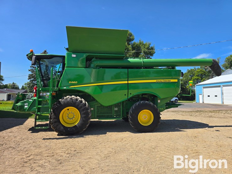 2015-john-deere-s660-image-8