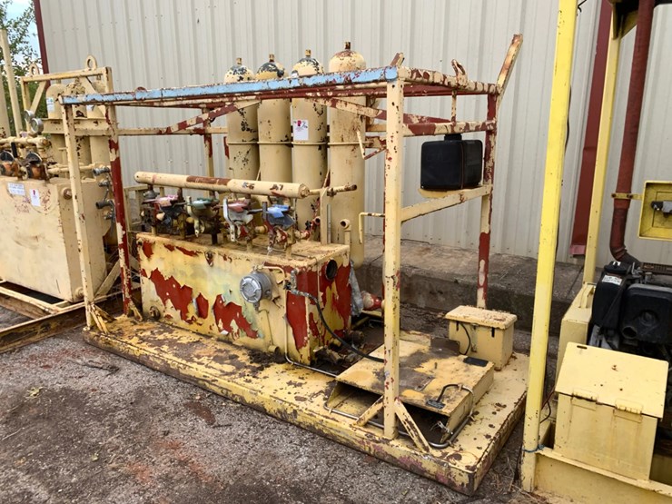 meyer-5-station-4-bottle-accumulator-image-1