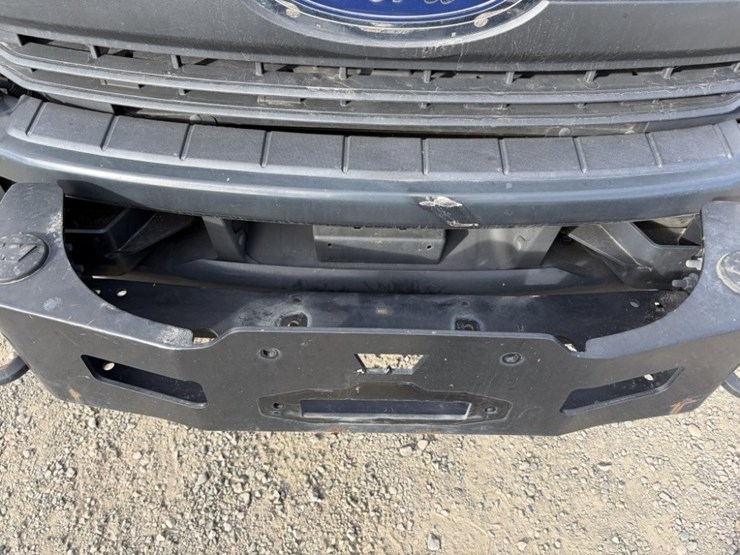 2017-ford-f550-image-10