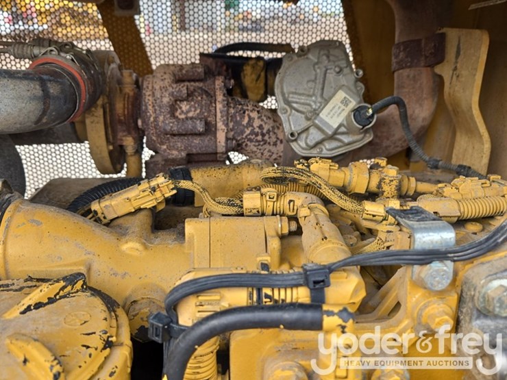 2014-caterpillar-d5k2-lgp-image-42