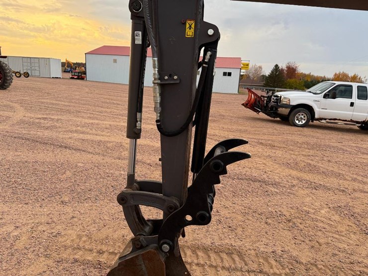 volvo-ecr40d-image-37