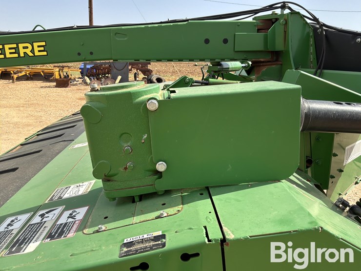 2020-john-deere-956-image-20