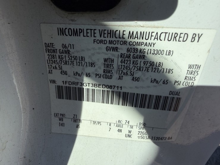 2011-ford-f350-image-10
