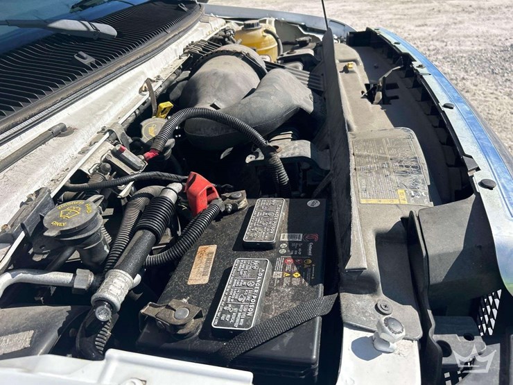 2016-ford-e-450-mobile-command-center-image-8