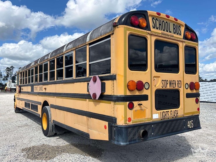 2011-ic-corporation-pb105-school-bus-image-4