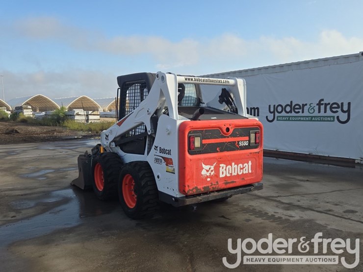 2017-bobcat-s590-image-3