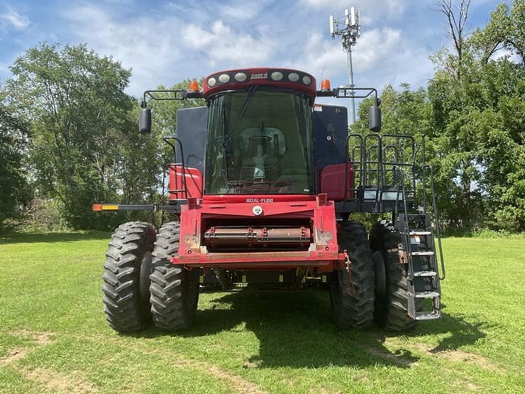 2005-case-ih-8010-image-2