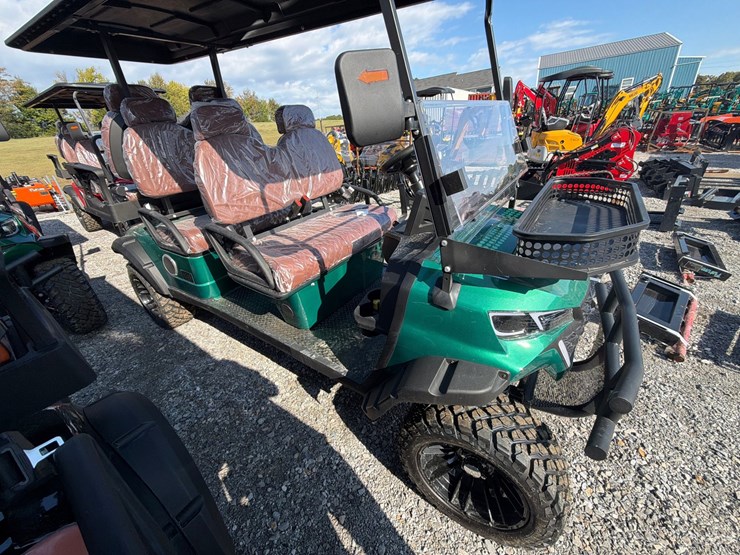 #648-•-future-6-seater-electric-off-road-golf-cart-image-2